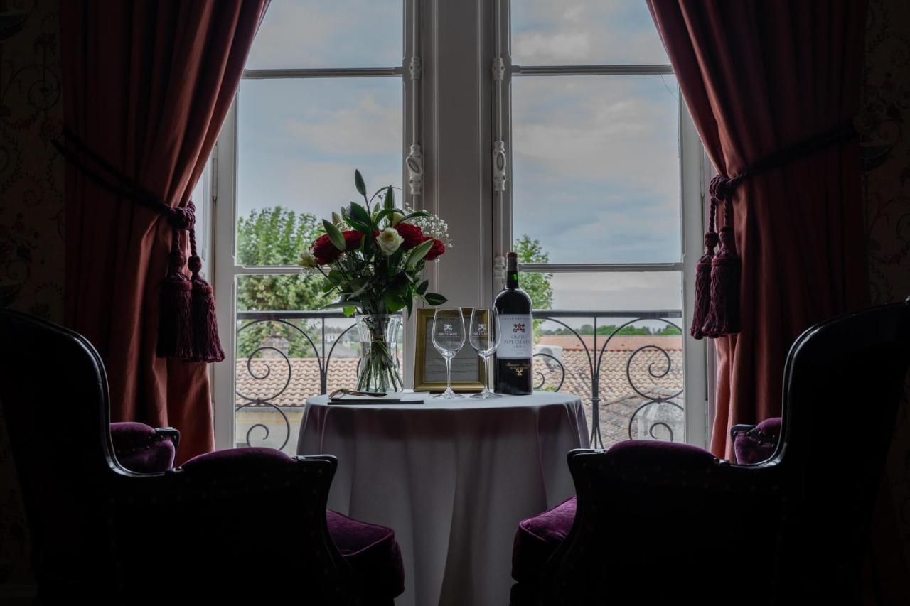 Chateau Pape Clement Pessac Bagian luar foto
